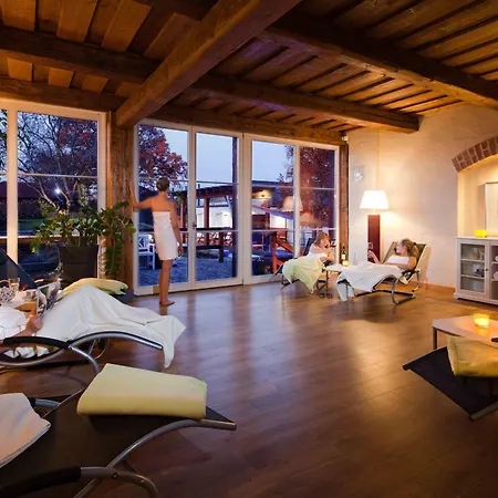 Apartmanhotel Spa-resort Landlust In 3*